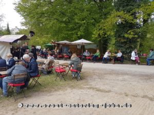 Sitzflächen im Schlossgarten Bad Ippenburg