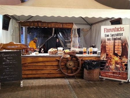 Catering mit Flammlachs bei Big Dutchman 2016