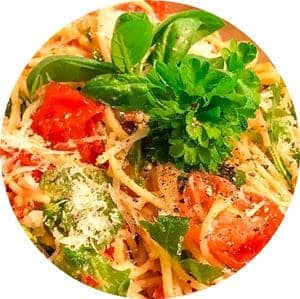 Pasta aus dem Parmesanlaib